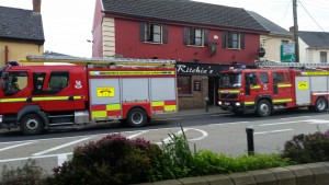 Units of the fire service tackle a blaze at a Ferns pub this evening.