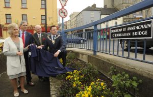 Deirdre Lawlor, Pearse O'Hanrahan, Harry O'Hanrahan and Cllr Michael Sheehan (Chairman New Ross Municial District Council) pictured at the unveiling of the plaque on O'Hanrahan Bridge. Pic: Jim Campbell